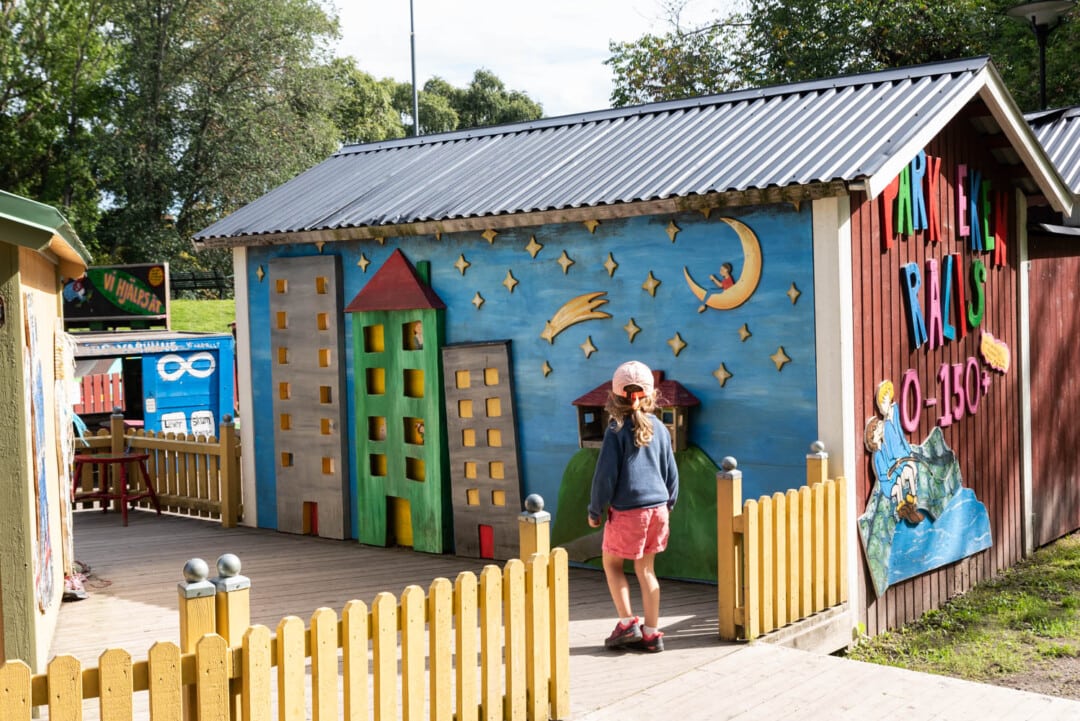 aire-de-jeux-enfants-Parc-de-Rålambshov-stockholm