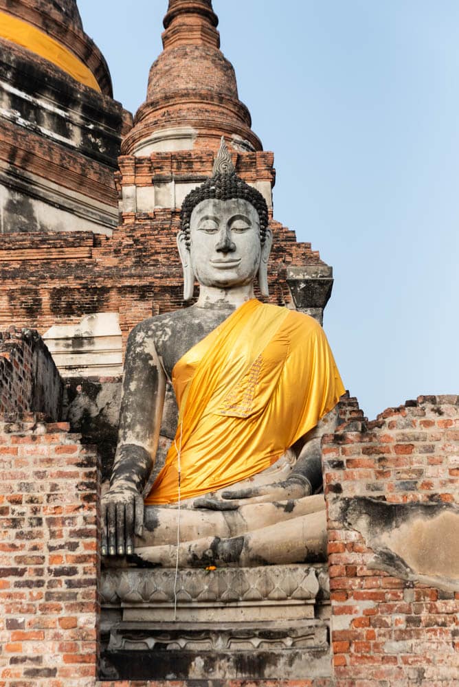 Bouddha-géant-Wat-Yai-Chai-Mongkhon