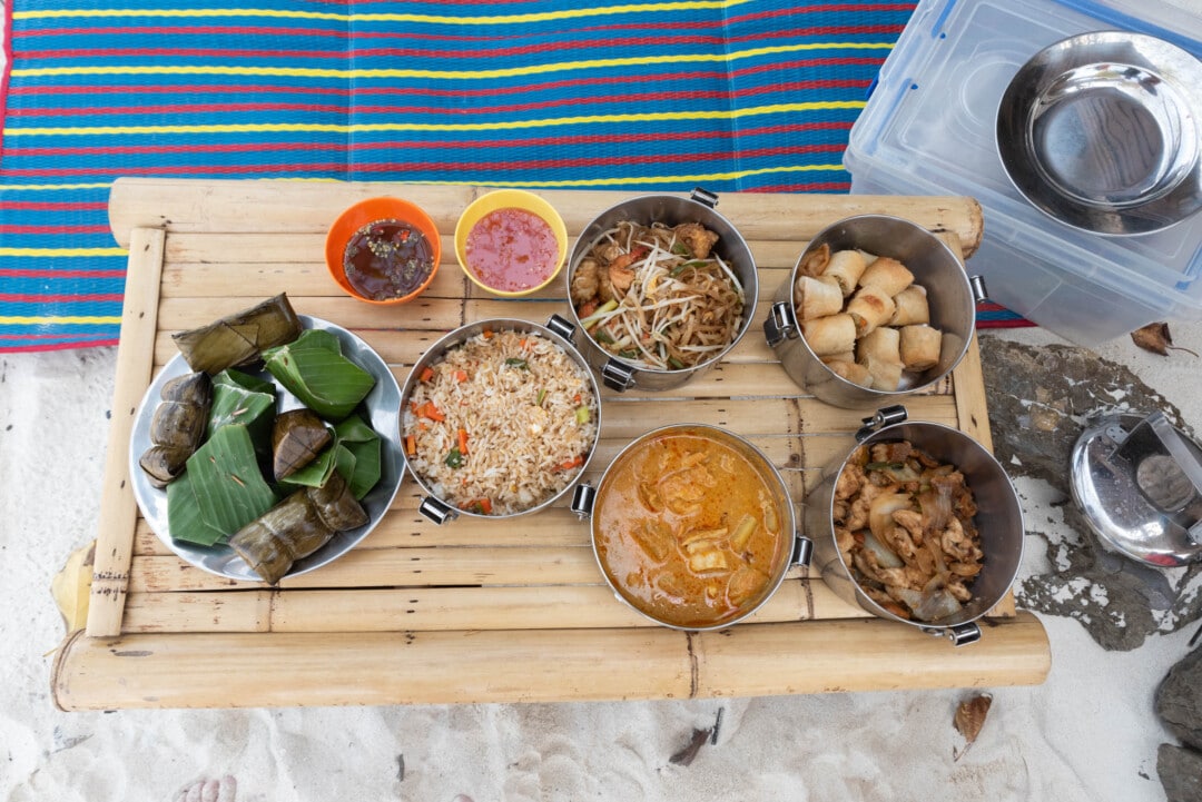 repas-amon-tour-chicken-island-thaïlande