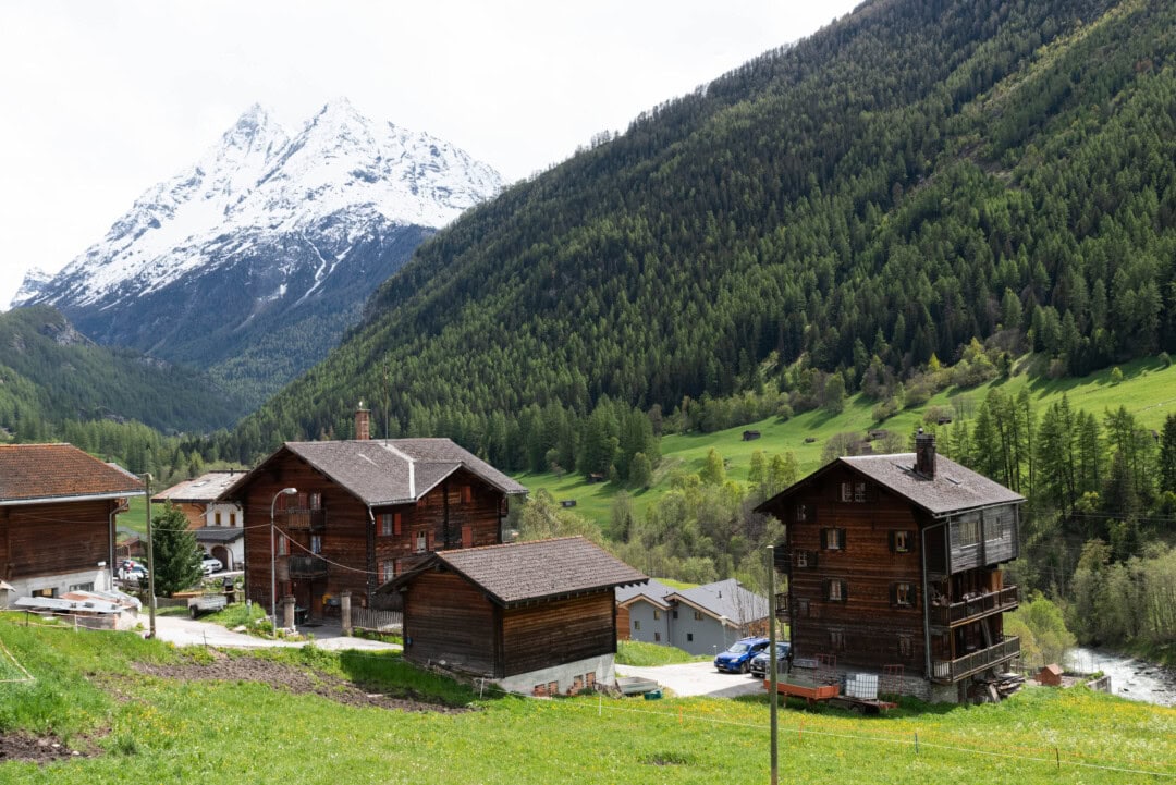 Evolène-village-suisse
