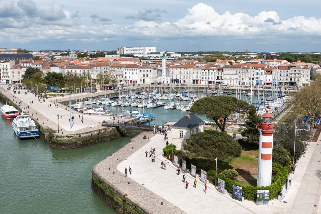 vue-sur-le-vieux-port-la-rochelle