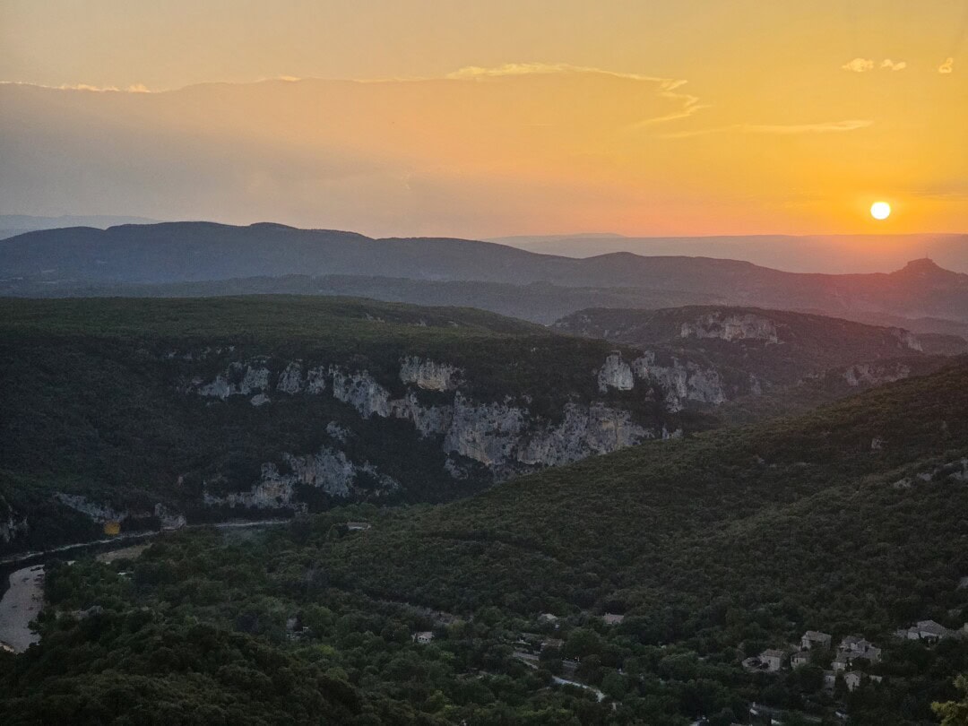 coucher-de-soleil-belvedere-le-serre-de-tourre