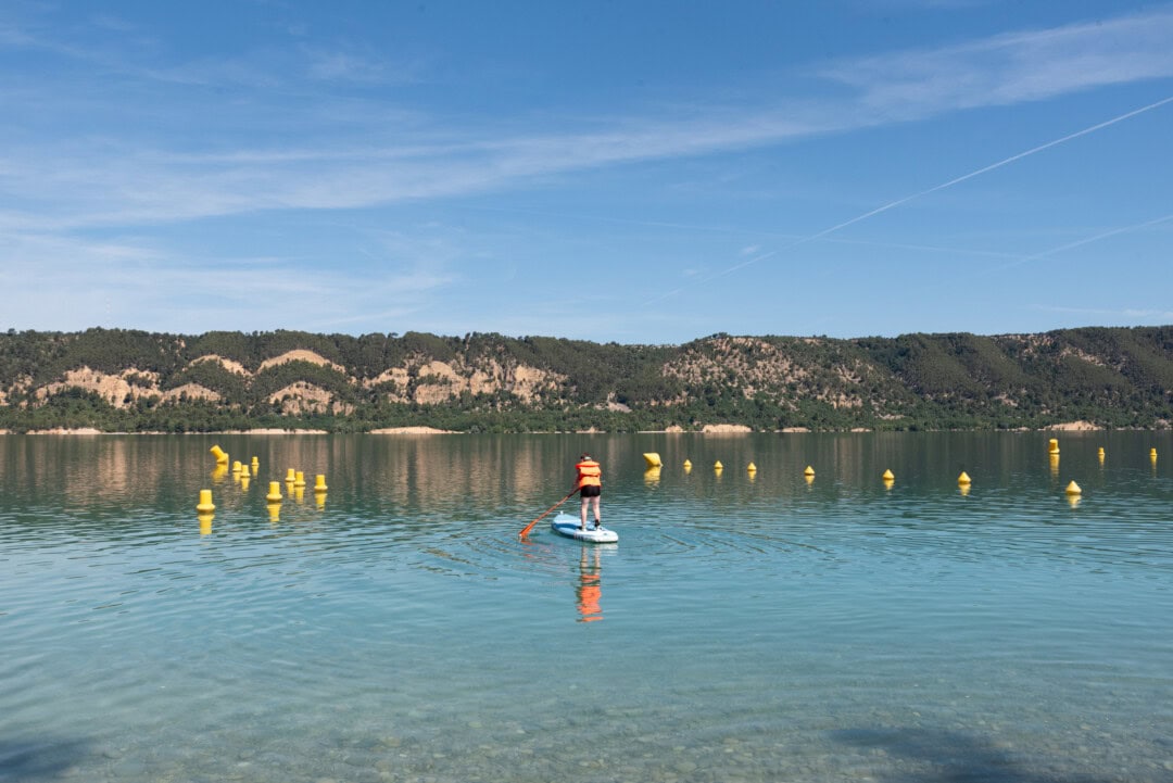 faire-du-paddle-sur-le-lac-de-sainte-croix